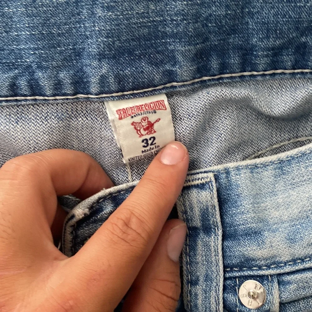 Read. - Picture 3 of 3